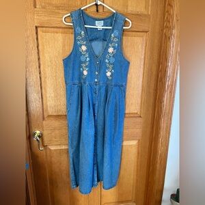 Vintage embroidered Denim jumper button down dress